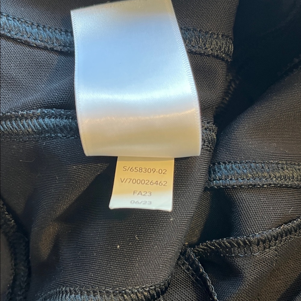 Athleta | Delancey Skyline tights| Black | Various - Picture 13 of 16